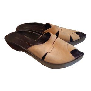ROBERT CLERGERIE | Beige Leather Slides / Mules in Size US 7